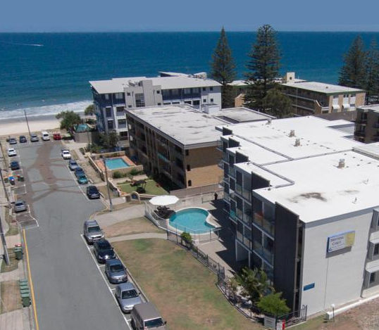 Merrima Court Holiday Apartments 2 Minute Walk To Beach