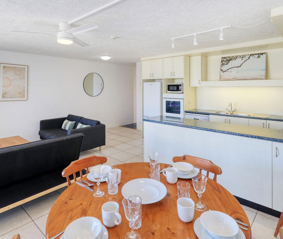 Unit 11 Kings Beach Caloundra Accommodation 2a