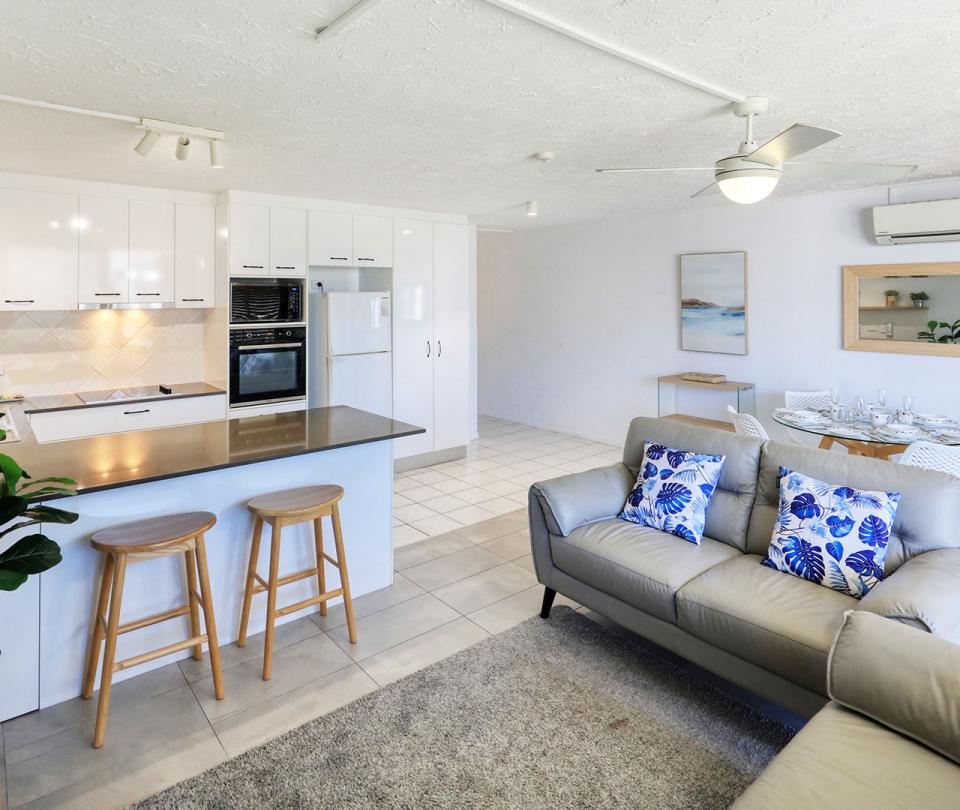 Unit 12 Kings Beach Caloundra Accommodation 2a