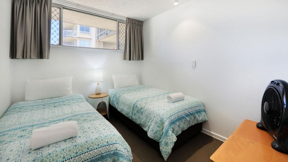 Unit 12 Kings Beach Caloundra Accommodation 5a