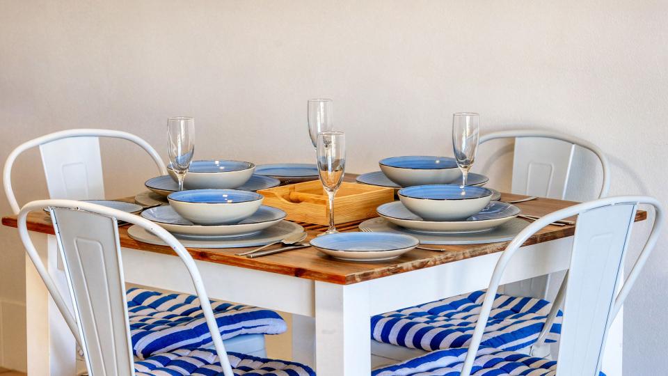 Unit 18 Kings Beach Caloundra Accommodation 8a