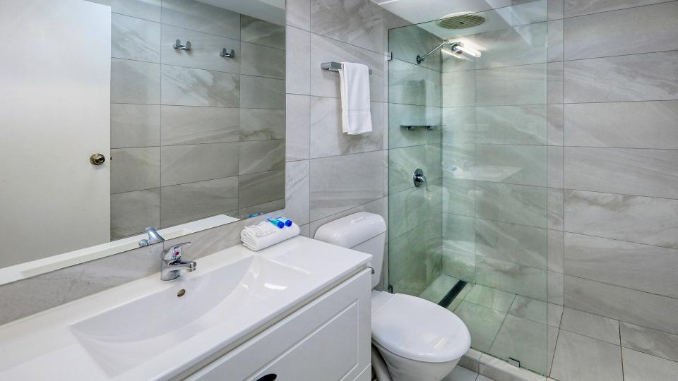 Unit 13 Kings Beach Caloundra Accommodation 8a