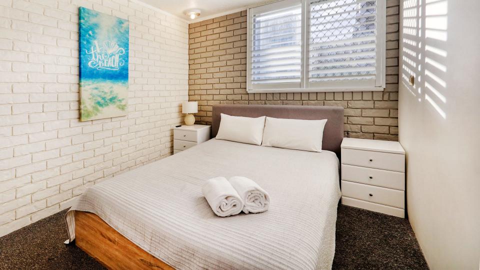 Unit 20 Kings Beach Caloundra Accommodation 5a