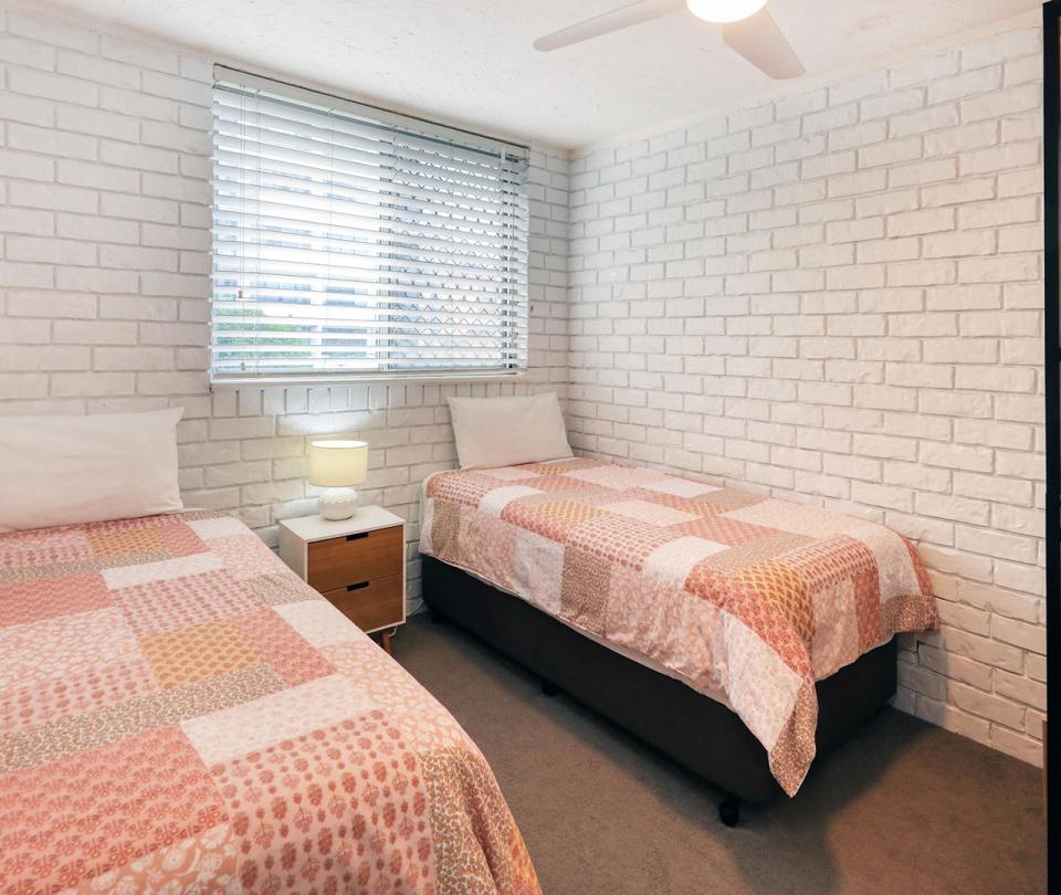 Unit 21 Kings Beach Caloundra Accommodation 6a