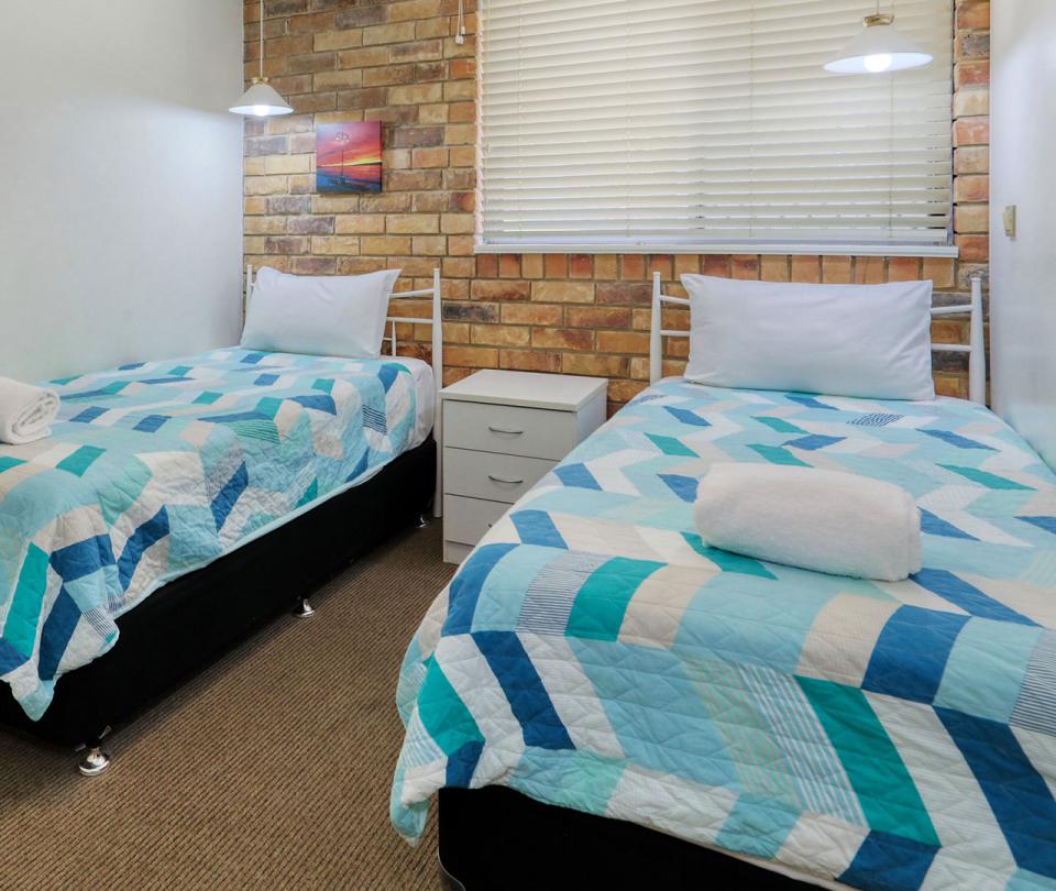 Unit 9 Kings Beach Caloundra Accommodation 7a