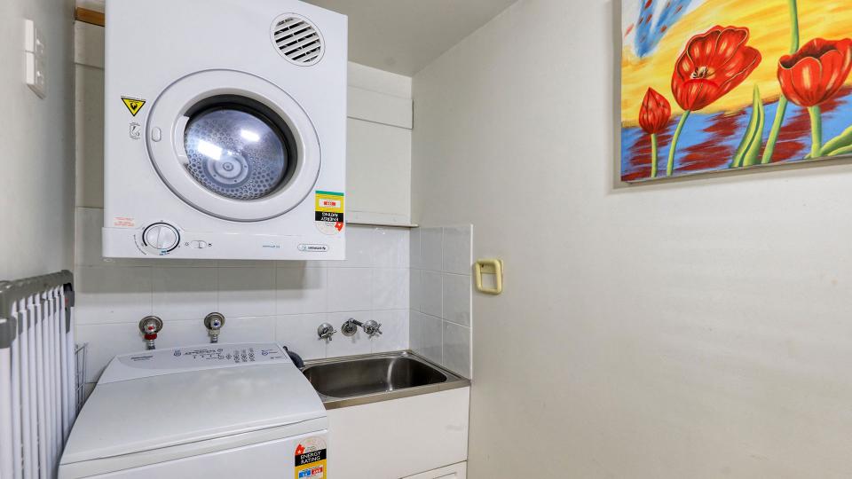 Unit 9 Kings Beach Caloundra Accommodation 9a